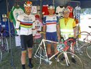 D Foulon,M Damiens et P Beuffeuil sur le stand