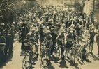 Départ course cycliste Bordeaux-Saintes 1949